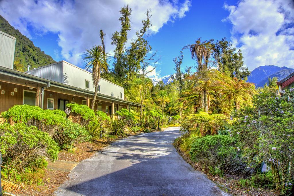 Punga Grove Motel Franz Josef Bagian luar foto