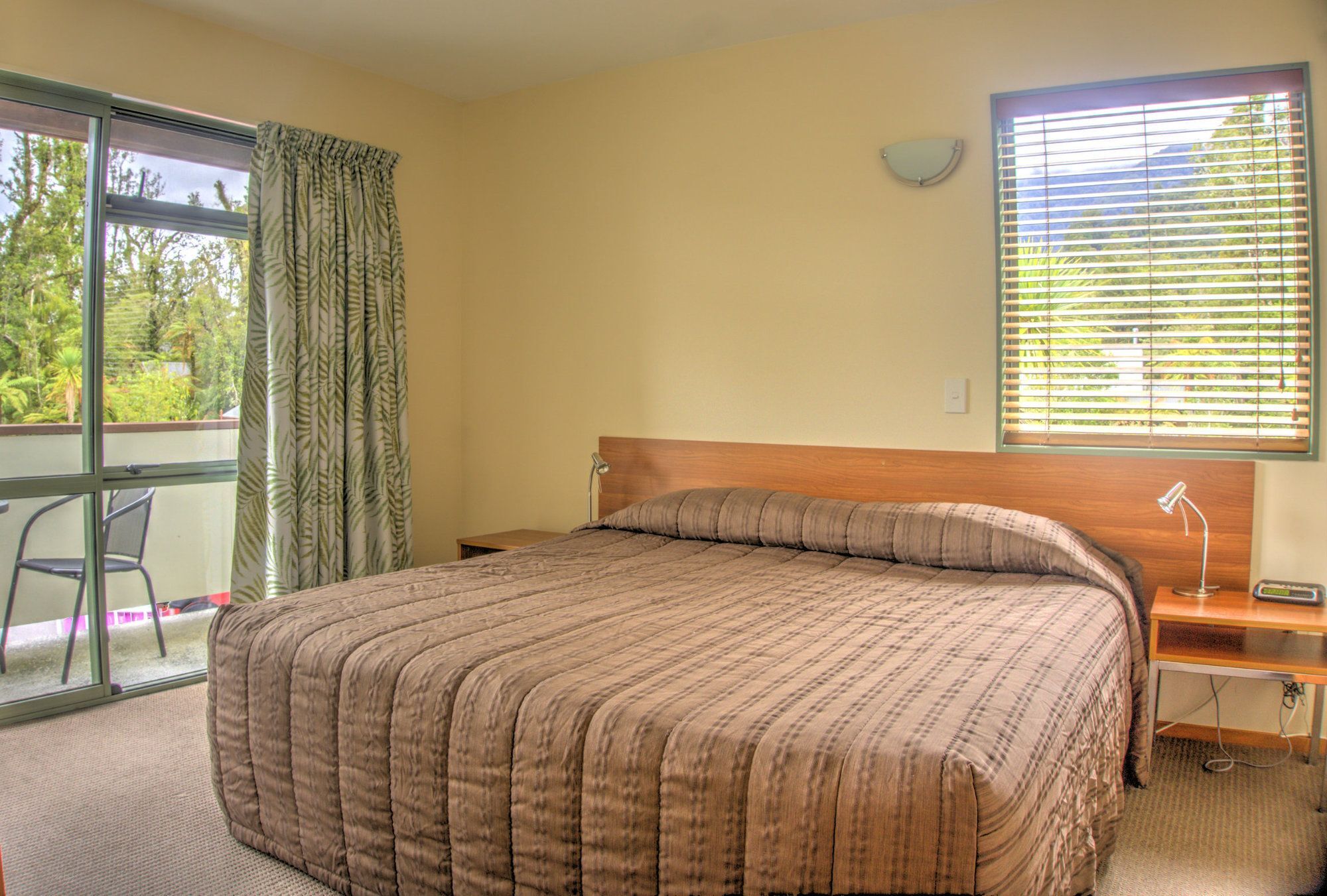 Punga Grove Motel Franz Josef Bagian luar foto